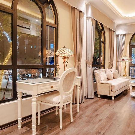 The Castle Hotel Hanoi Esterno foto